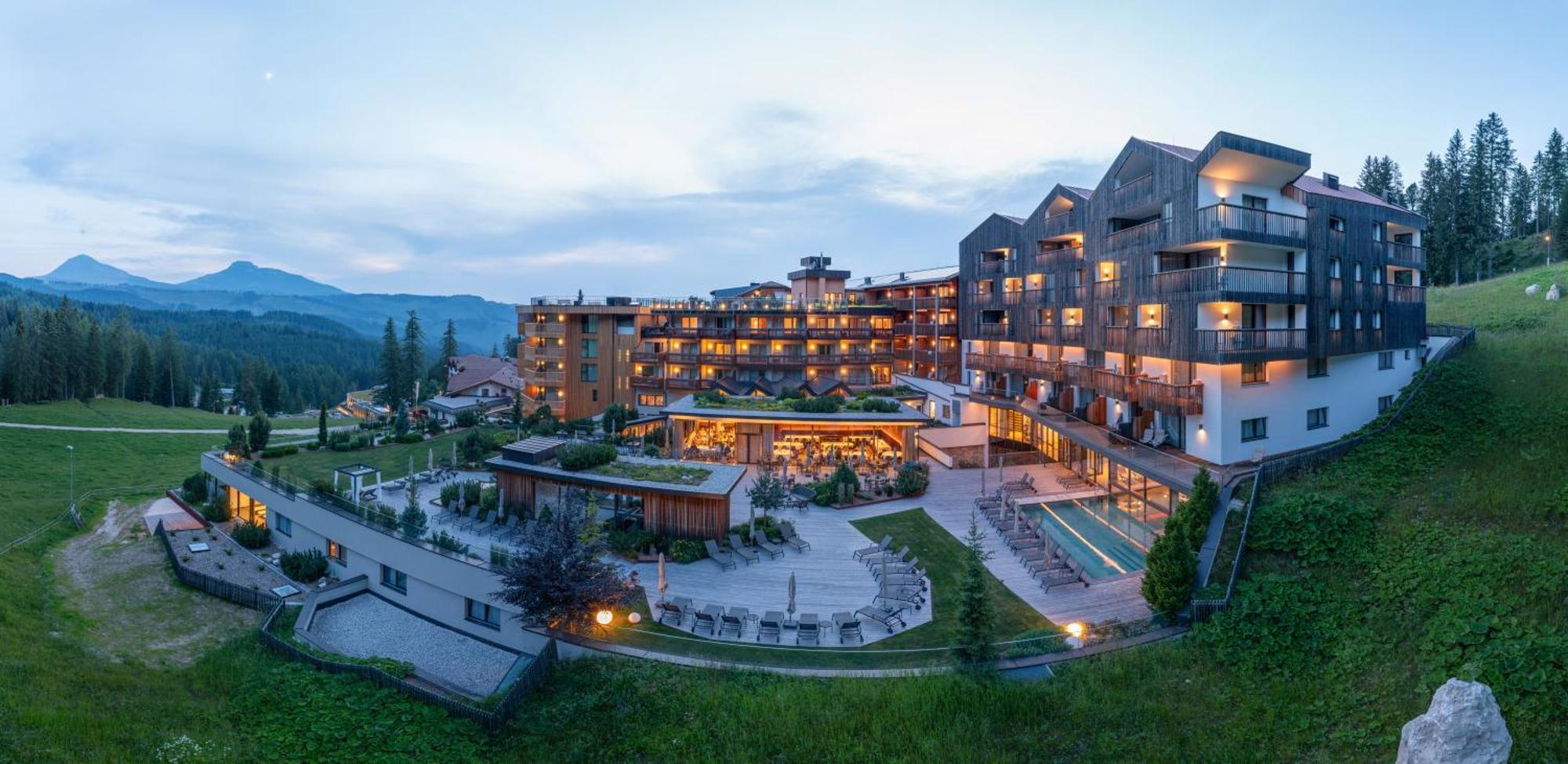 Hotel Cristal Оберегген Екстер'єр фото